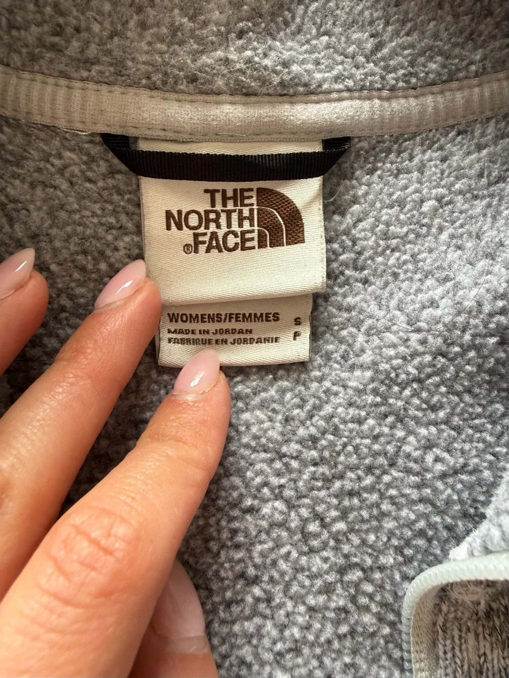 The North Face Light Gray Sherpa Fleece Jacket - Women's - Picture 2 of 4